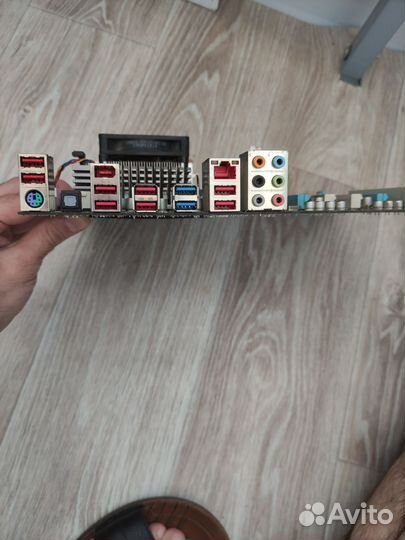 Материнская плата с процессором