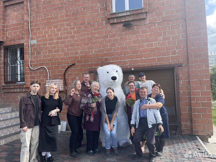 Ростовой медведь на день рождения