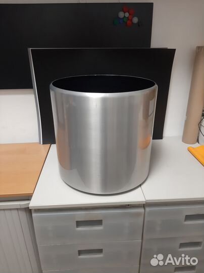 Кашпо металлическое Edel Weiss (50л)