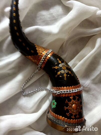 Рог в технике квиллинг