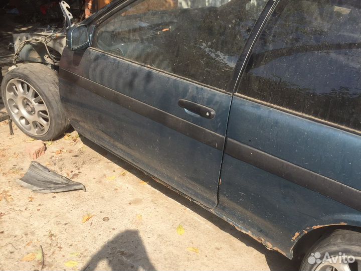 Молдинги toyota corolla 2 EL41