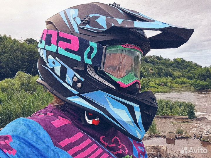 Шлем кроссовый