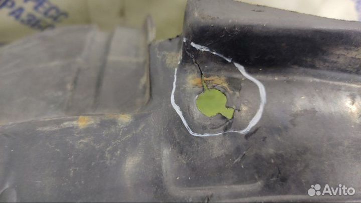 Подкрылок передний левый Subaru Forester кроссовер