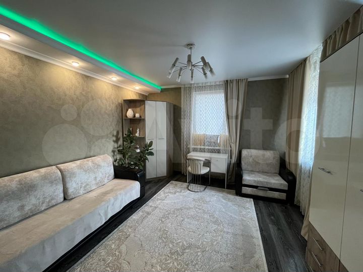 2-к. квартира, 70 м², 4/17 эт.