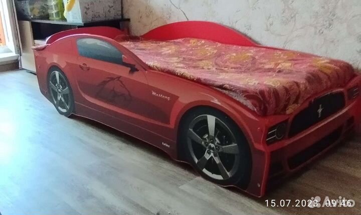 Детская кровать машина бу с матрасом