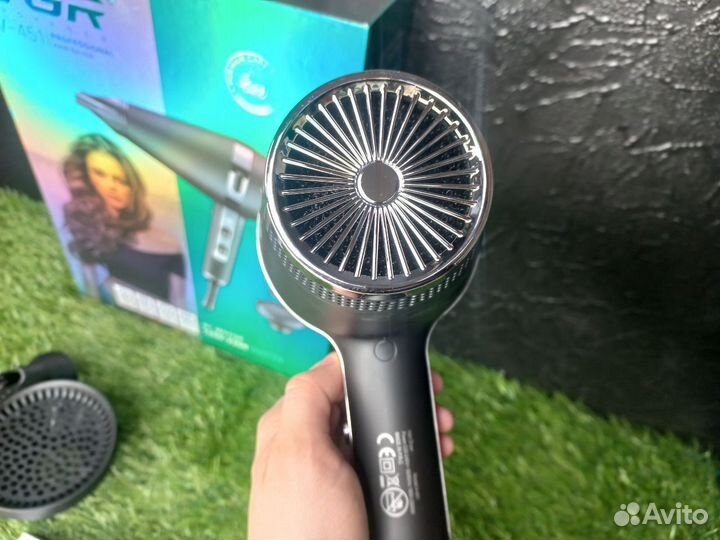 Профессиональный фен VGR 2200 вт