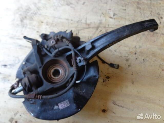 Кулак поворотный левый Hyundai Sonata 5 NF