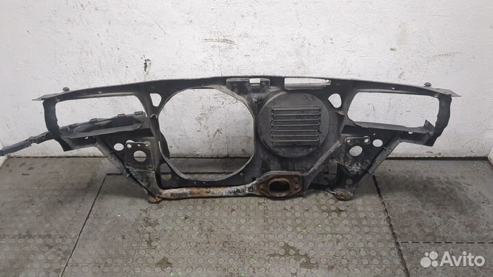 Рамка передняя Volkswagen Passat 5, 2000