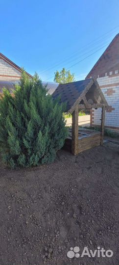 Декоративные колодцы, мельницы, избушки