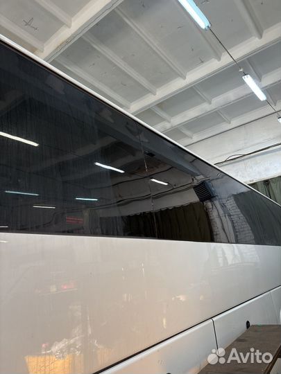 Стекло боковое