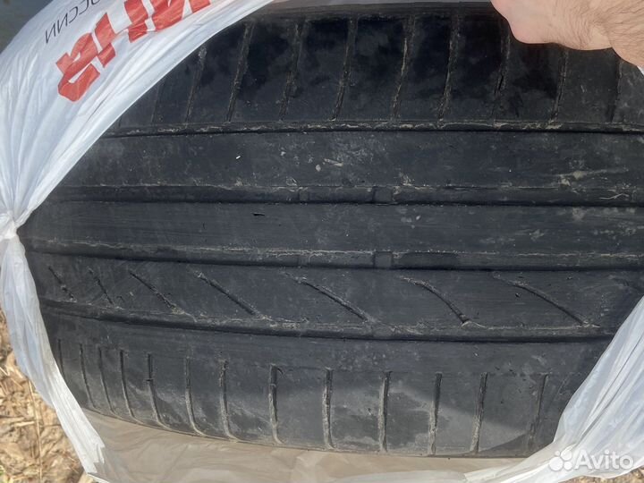 Accelera Alpha 255/50 R19