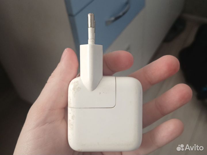 Блок зарядки iPhone 15W