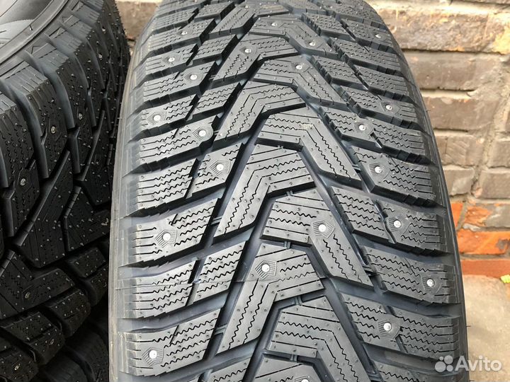 Hankook Winter i'Pike X W429A 255/50 R20 109T