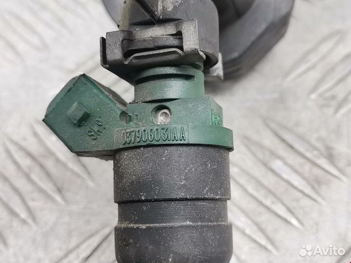 Форсунка для Volkswagen Golf 4