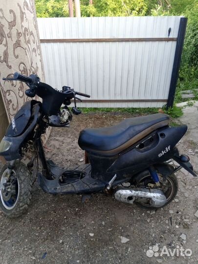 Скутер Stels Skif