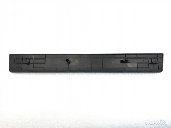 Накладка порога передняя правая Mazda 3Bl седан