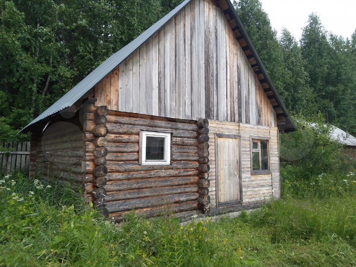 Дом 25 м² на участке 7 сот.