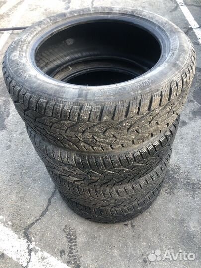 Tigar Ice 215/55 R17