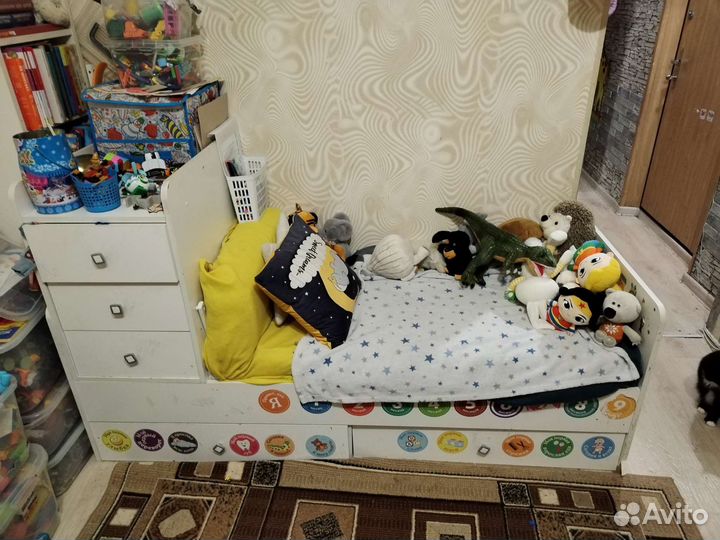 Детская кроватка трансформер с маятником