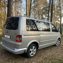 Volkswagen Multivan 2.5 AT, 2007, 211 000 км, с пробегом, цена 1 800 000 руб.