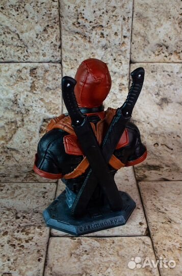 Фигурка Deadpool