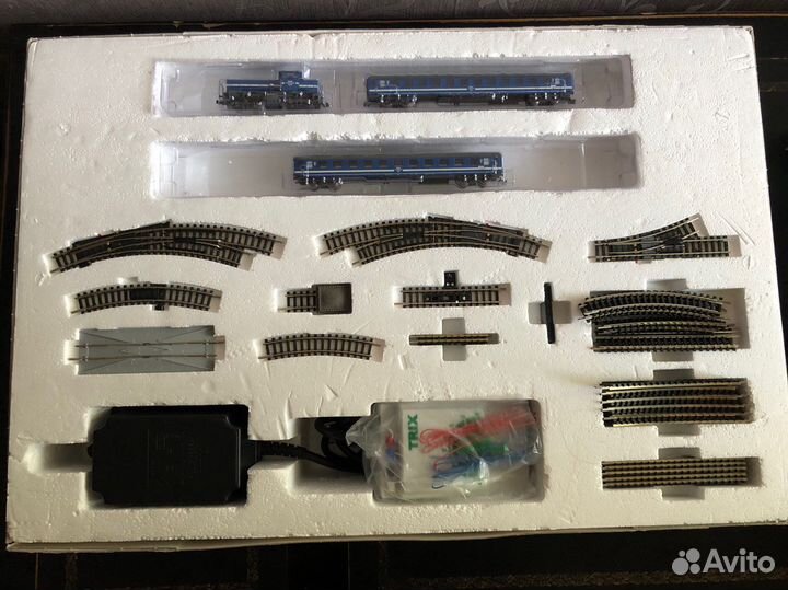 Железная дорога и состав trix германия комплект