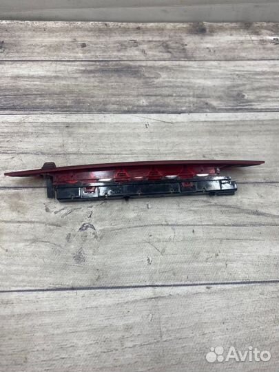 Стоп сигнал Ford Focus DAW 1.6 2005