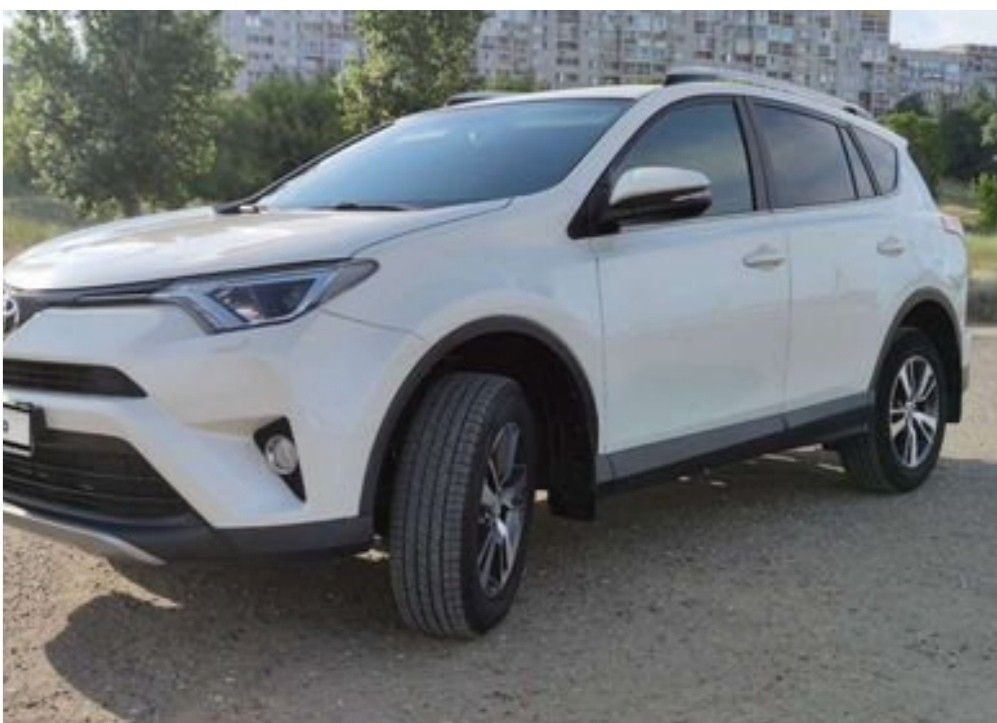 Toyota RAV4: фото владельца