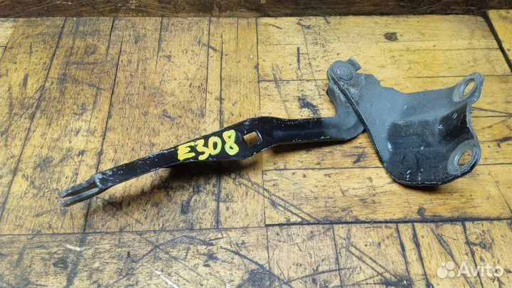 Петля капота левая Mazda 6 GH 2.0 2009