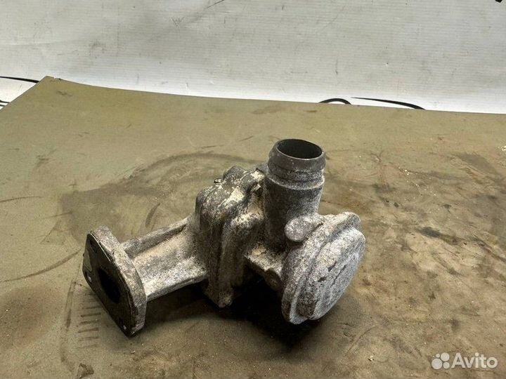 Клапан вентиляции картерных газов Mercedes-Benz