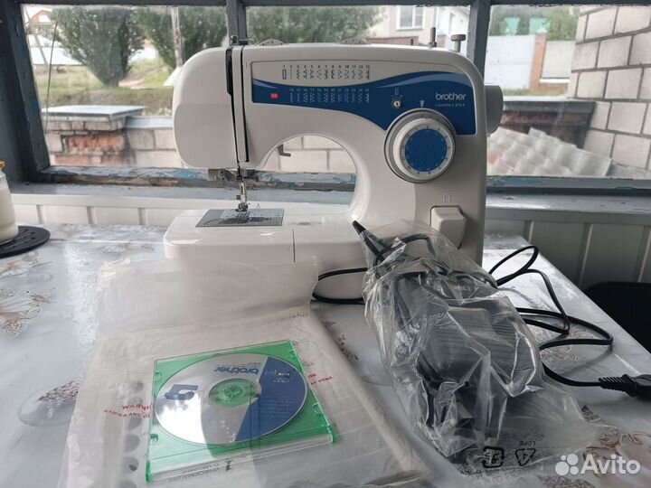 Швейная машинка Brother comfort 25A