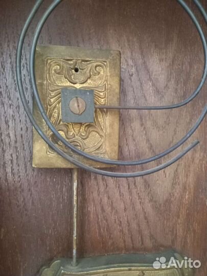 Старинные настенные антикварные часы с боем