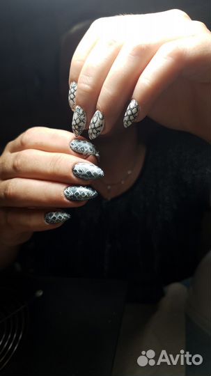 Наращивание ногтей