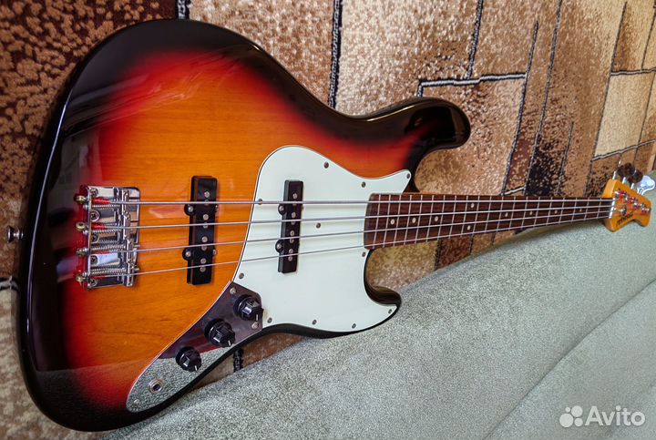 Fernandes jazz bass