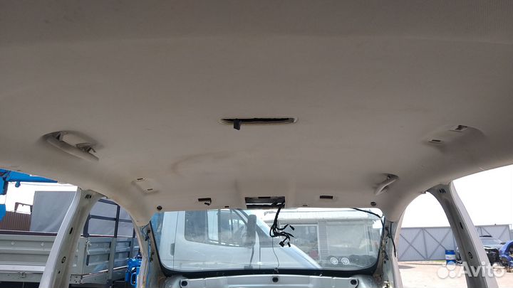 Обшивка потолка Ford Kuga 1