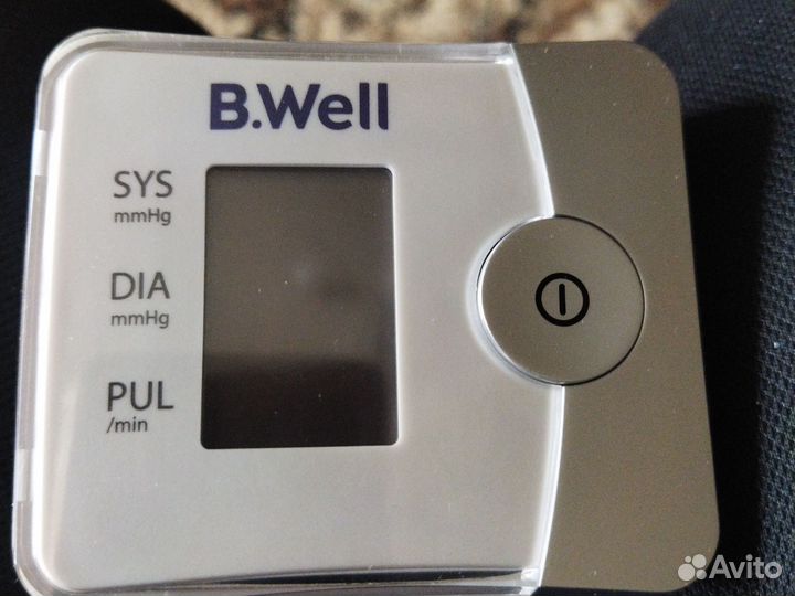 Тонометр автоматический на запястье