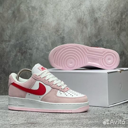 Nike Air Force 1 07 QS Valentine’s Day