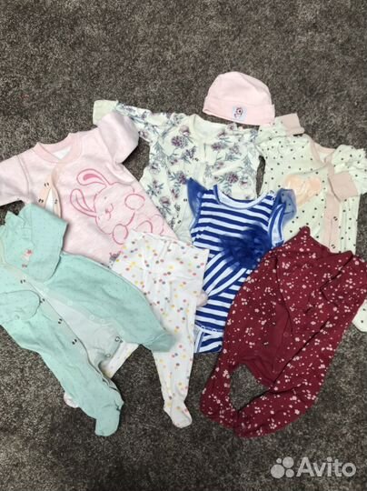 Боди костюм для девочки 0-3 мес пакетом