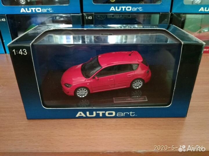 Mazda в масштабе 1/43 от autoart
