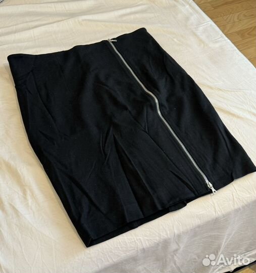 Юбка черная с молнией