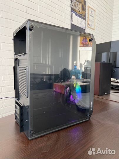Игровой компьютерный корпус Mini Tower стекло
