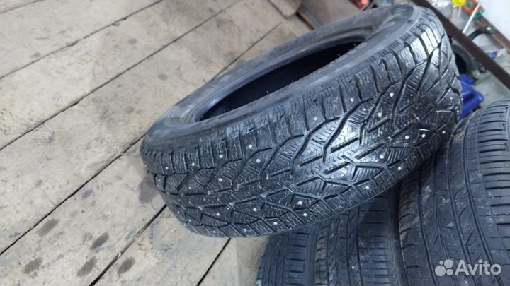 Tigar SUV Ice 215/65 R16 102T