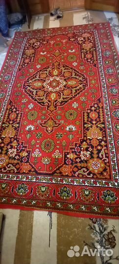 Ковер шерстяной новый