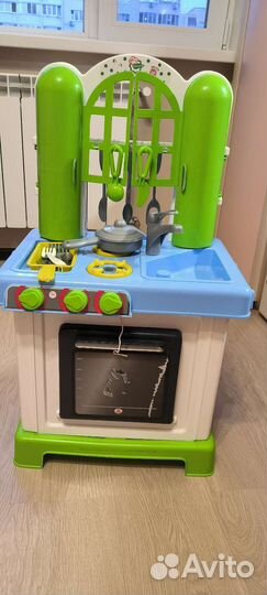 Детская кухня+подарок наст игра
