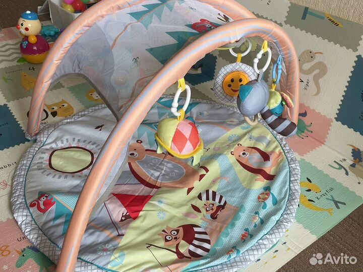 Коврик с дугами детский мобиль