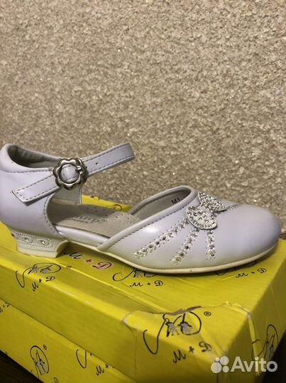 Туфли для девочки 29