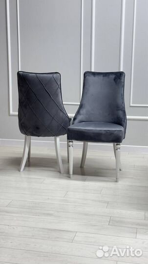 Столы и стулья