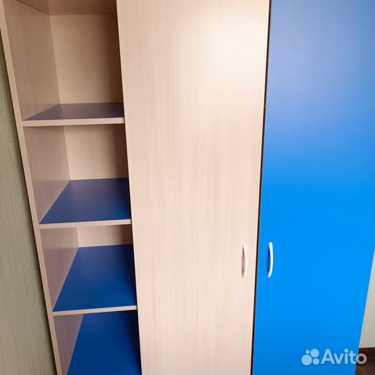 Шкаф в детскую