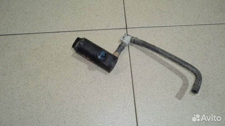 Насос омывателя фар Toyota Camry 50