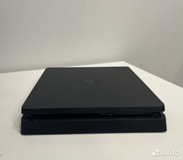 Sony PS4 slim